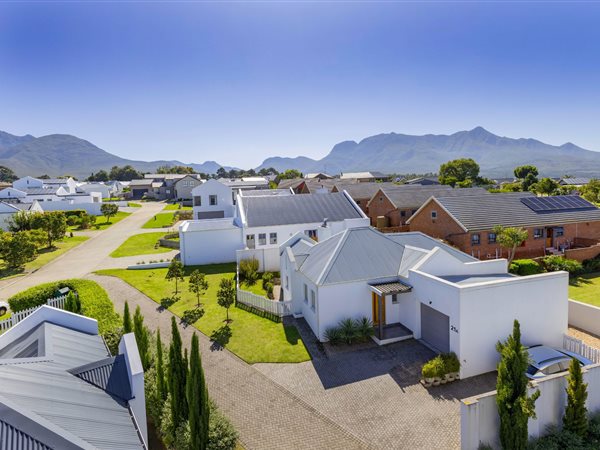 3 Bedroom House 3 Bedroom House