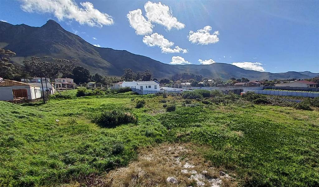 1006 m² Land available in Kleinmond photo number 3