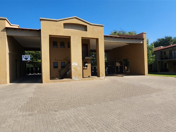 2 Bedroom Townhouse 2 Bedroom Townhouse