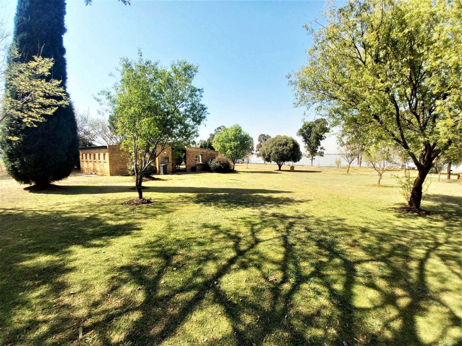 4 Bed House in Vaal Marina photo number 25