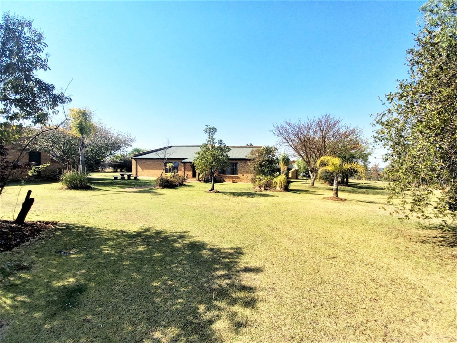 4 Bed House in Vaal Marina photo number 29