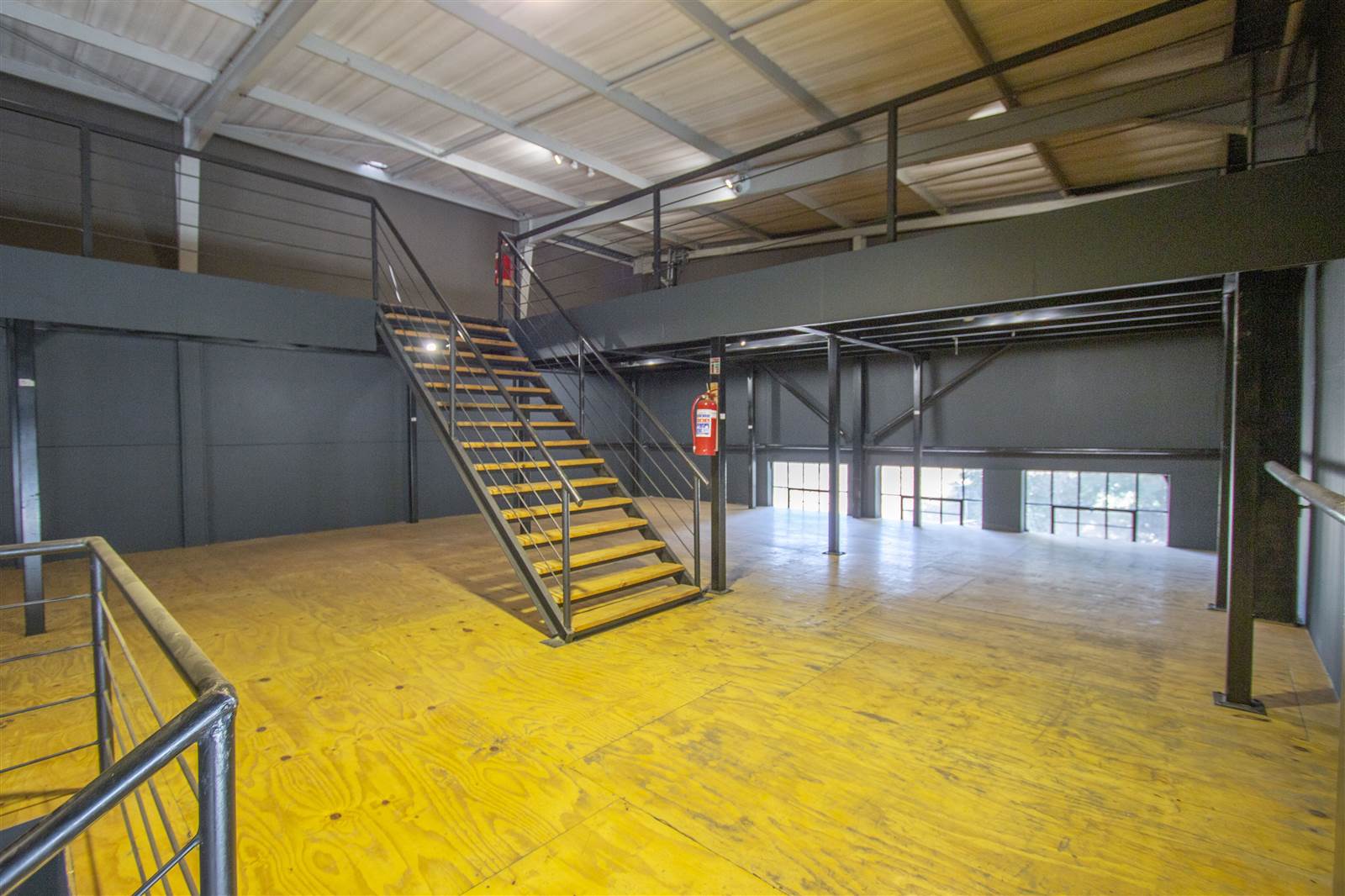 329  m² Industrial space in Barbeque Downs photo number 13