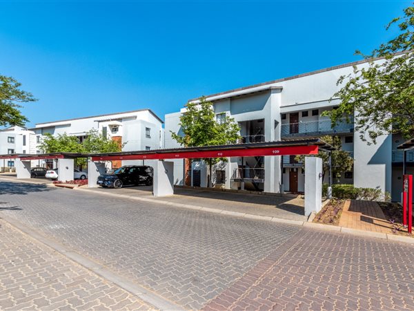 1 Bed Apartment in Roodepoort Central
