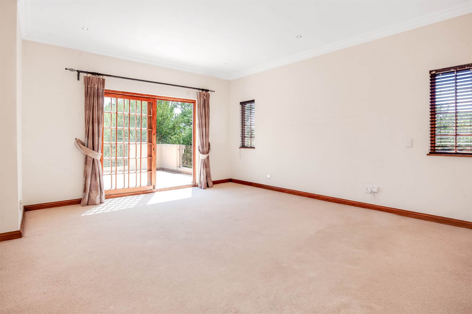 4 Bed Cluster in Bryanston photo number 16