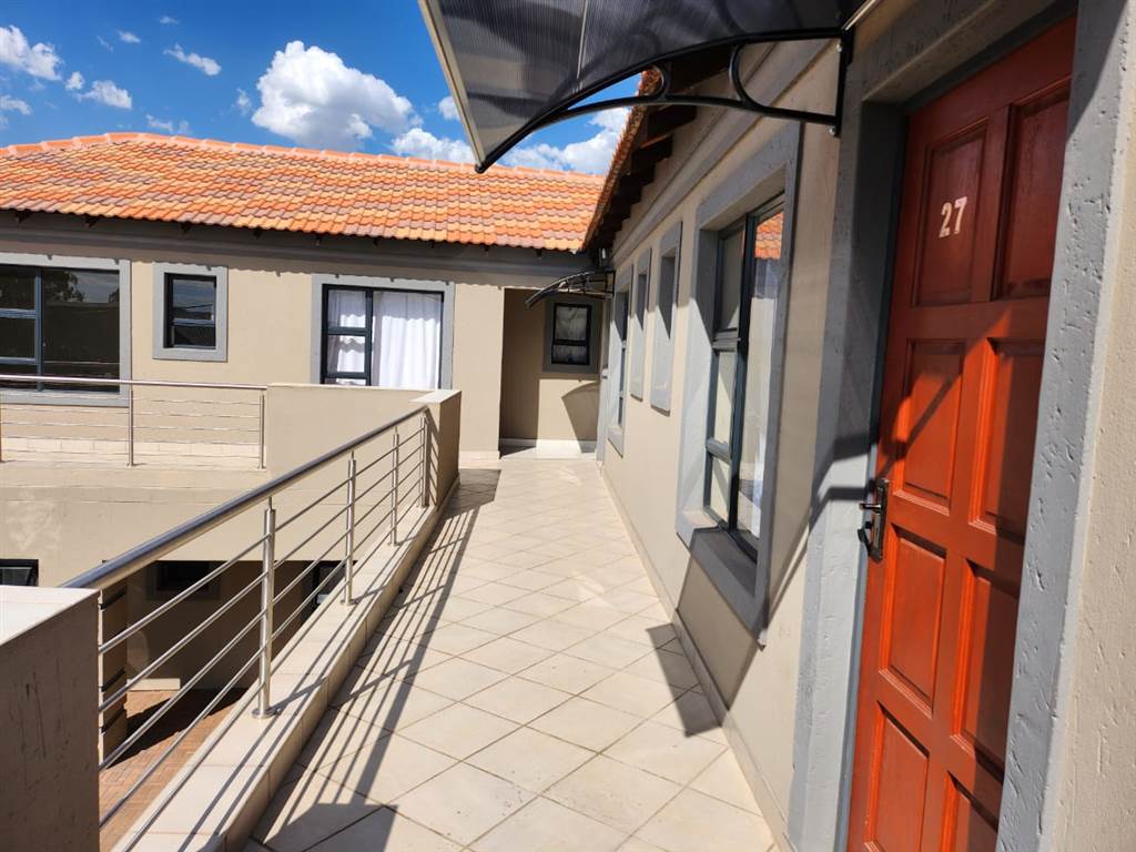 1 Bed House in Roodekop photo number 7