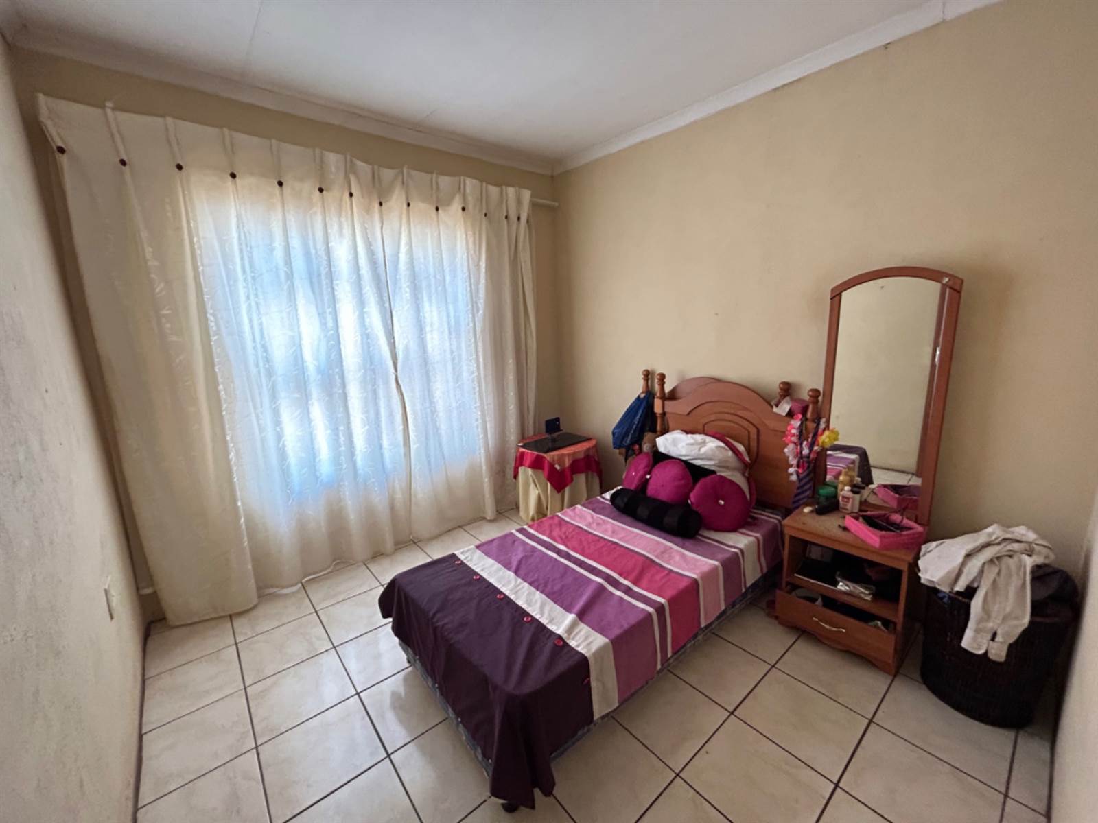 4 Bed House in Serala View photo number 24