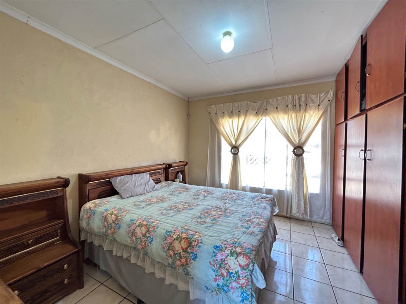 4 Bed House in Serala View photo number 13