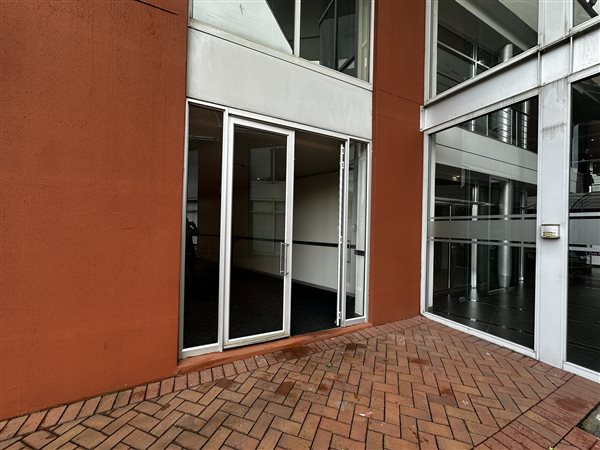 850  m² Commercial space in Bedfordview