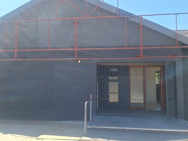 85 m² Commercial space 85 m² Commercial space