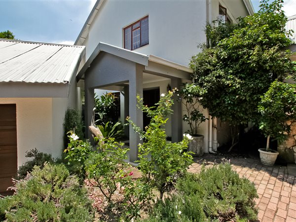 4 Bed Cluster in Craighall
