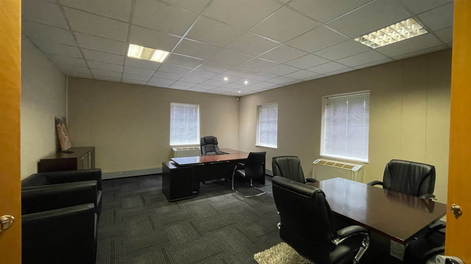 691  m² Office Space in Sandown photo number 14