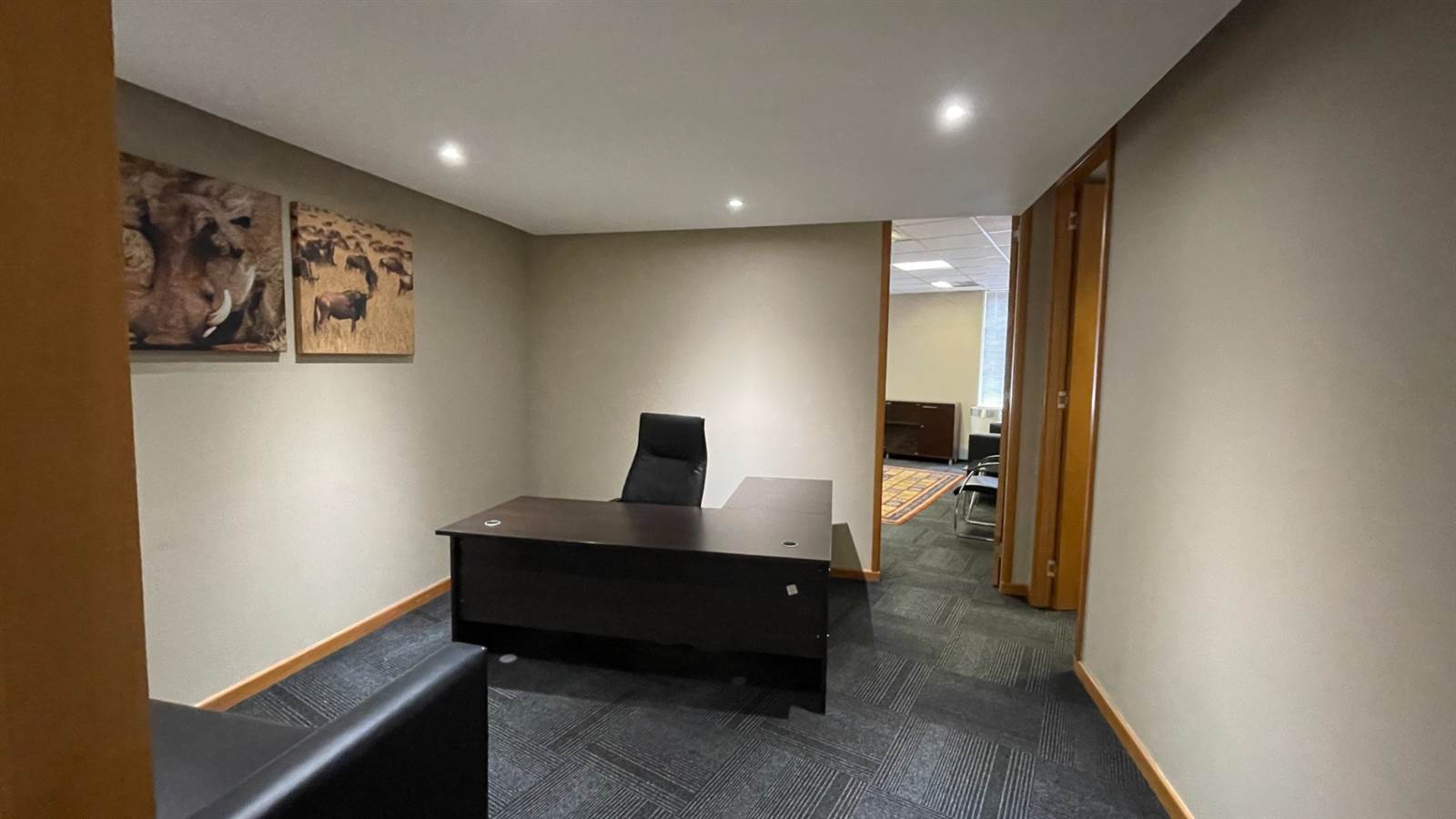 691  m² Office Space in Sandown photo number 13