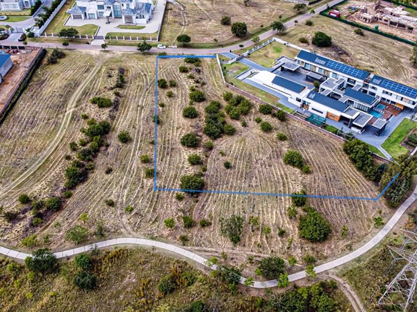 5008 m² Land available in Blue Hills Equestrian Estate