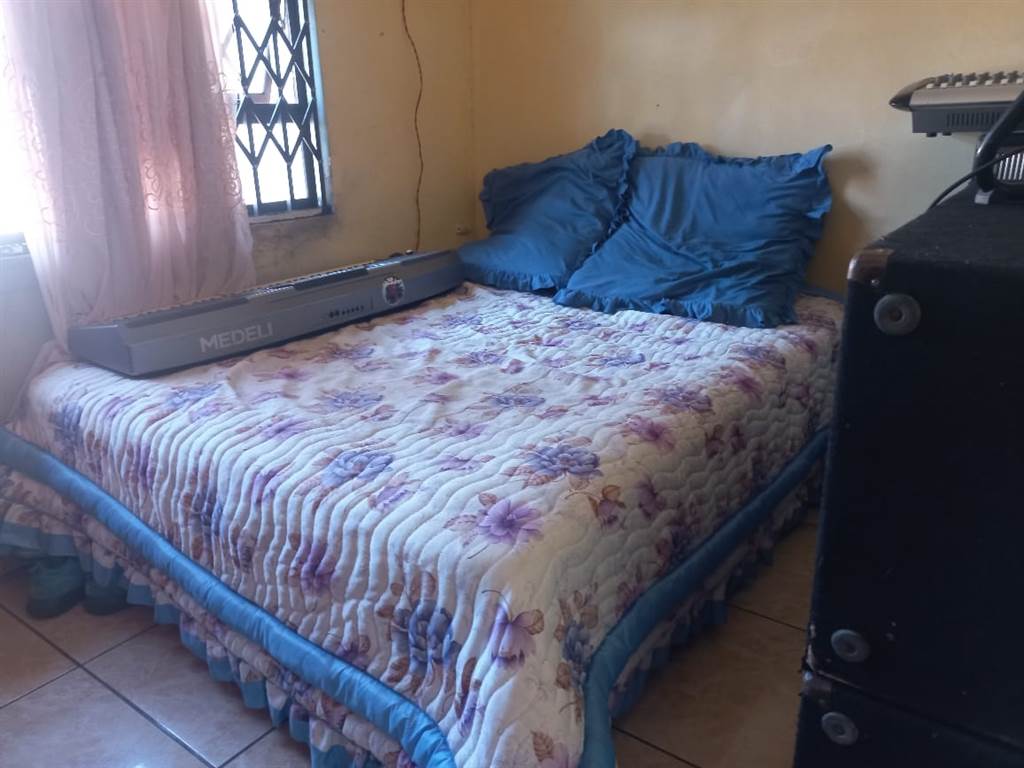4 Bed House in Esikhawini photo number 12