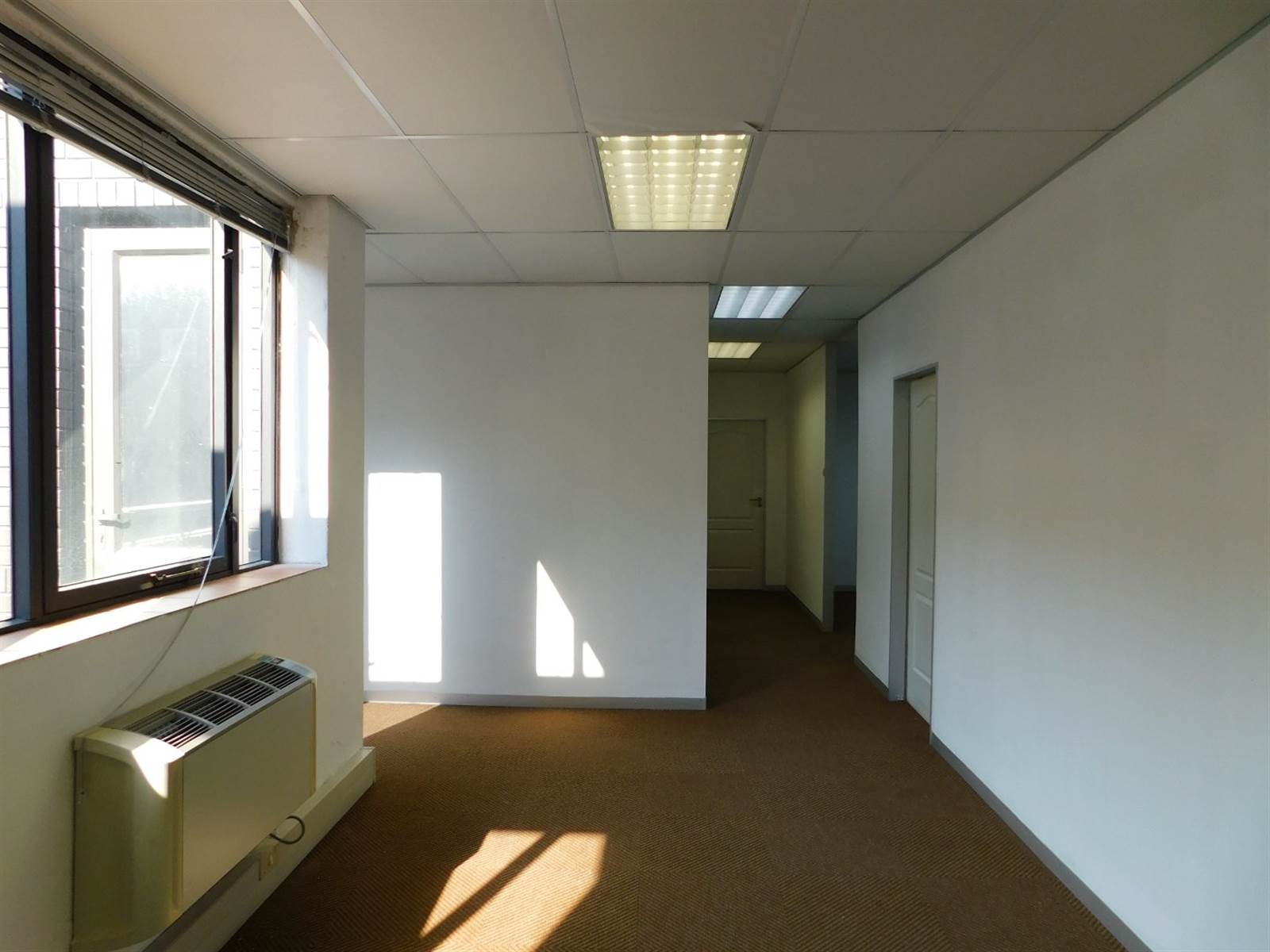 143  m² Commercial space in Rosebank photo number 5
