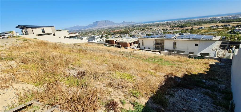 996 m² Land available in Baronetcy Estate photo number 3