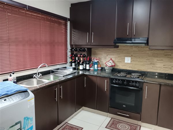3 Bedroom Apartment 3 Bedroom Apartment