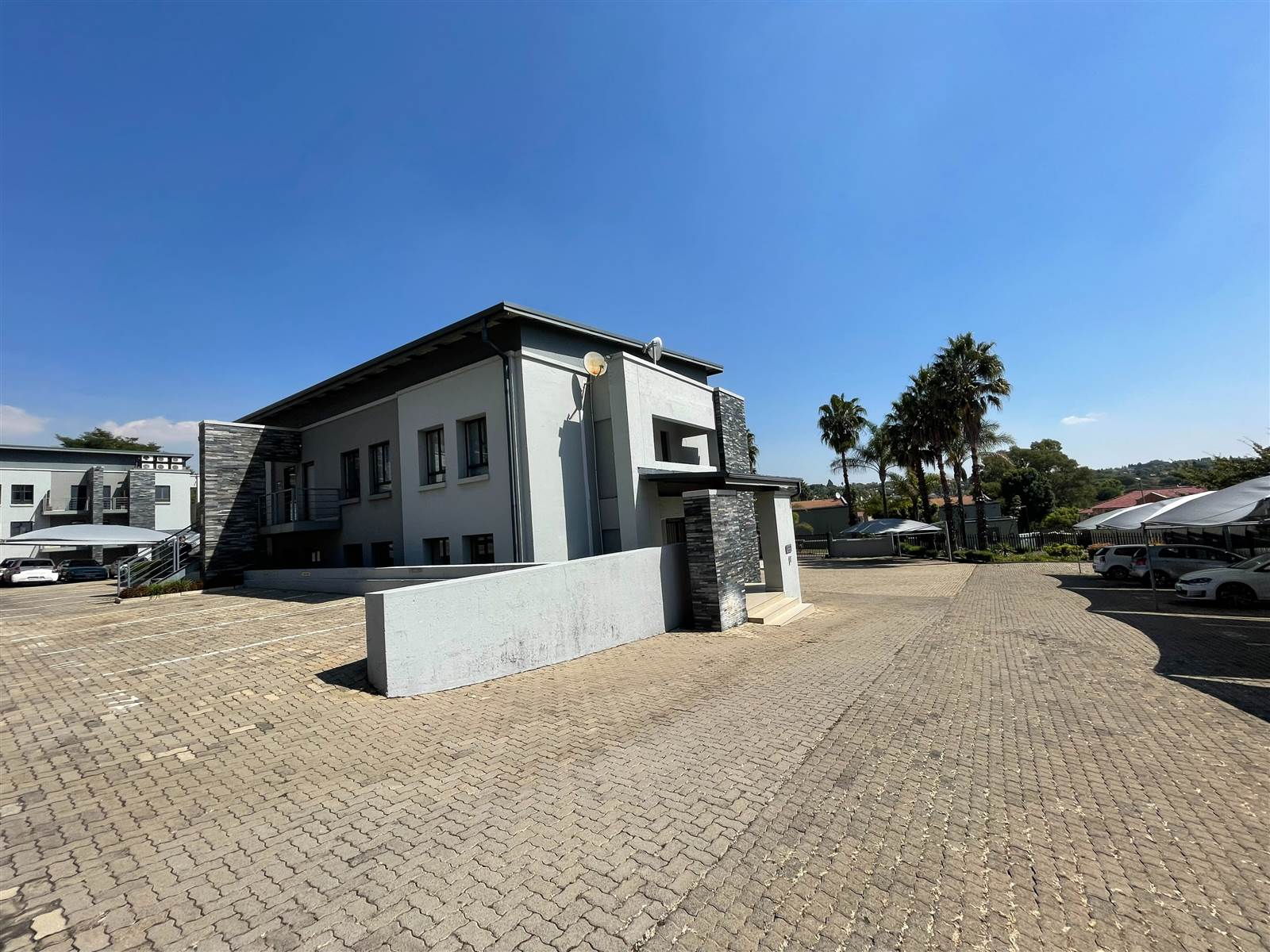 178  m² Commercial space in Randpark Ridge photo number 5
