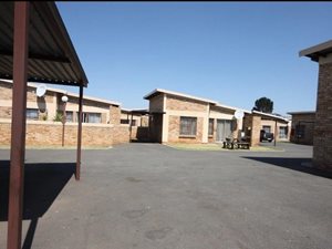 1 Bed Apartment in Bonanne