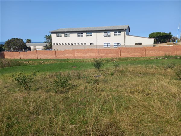 571 m² Land