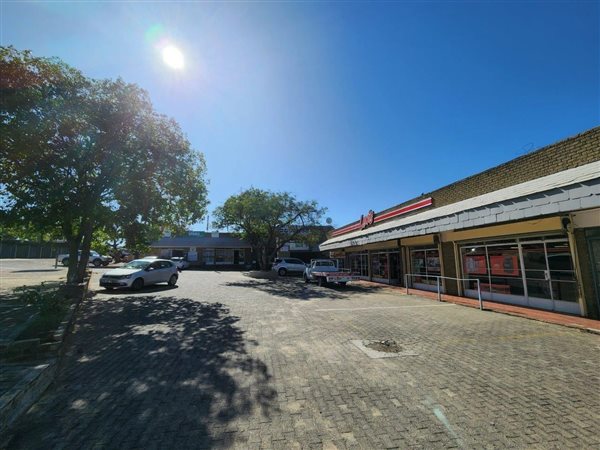 104  m² Commercial space in Hoedspruit