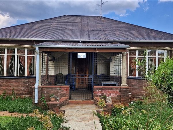 3 Bed House in Anzac