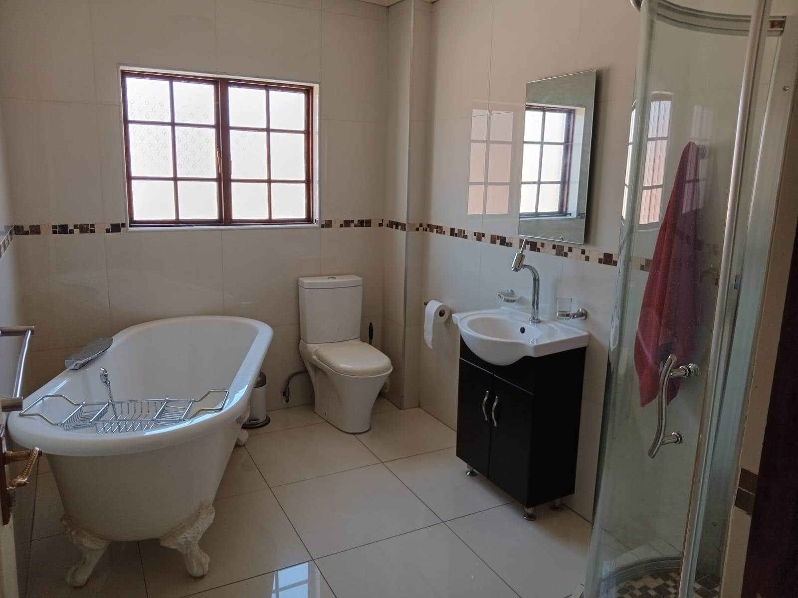 5 Bed House in Soshanguve photo number 16
