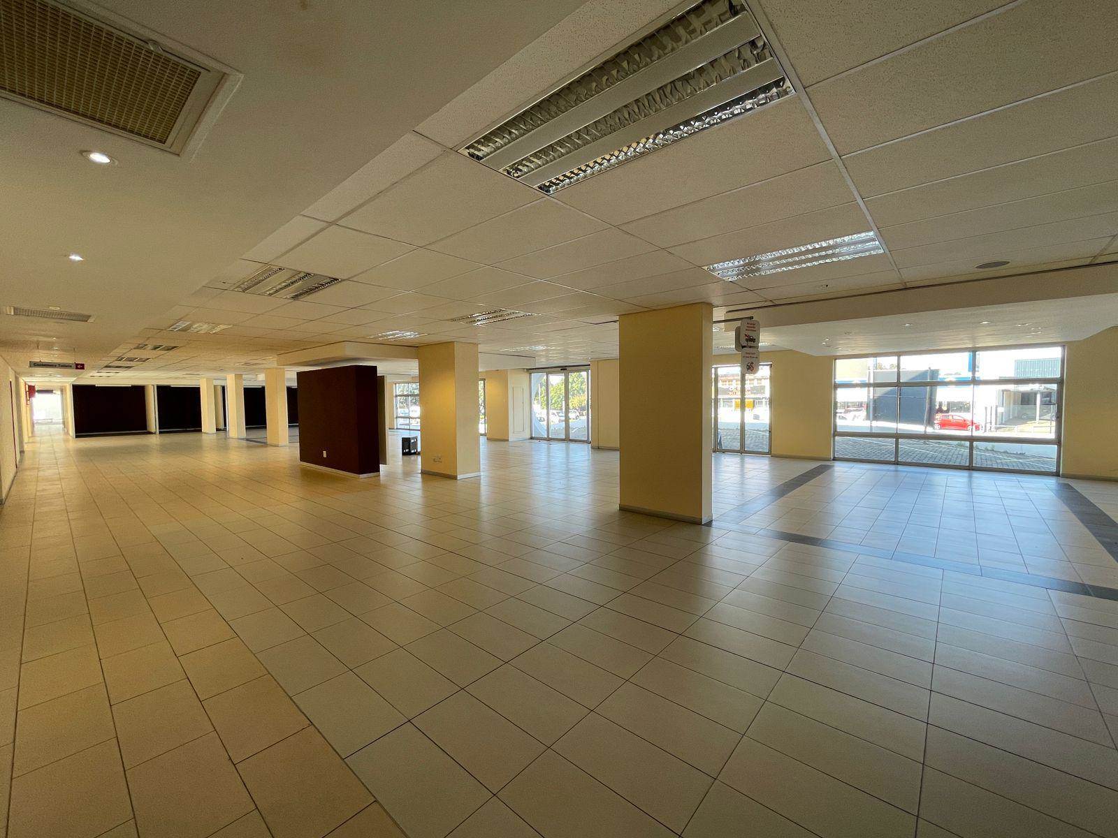 3252  m² Commercial space in Kensington B photo number 18