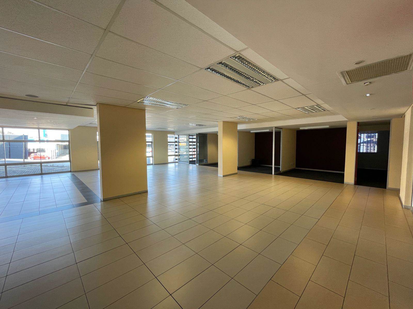 3252  m² Commercial space in Kensington B photo number 17