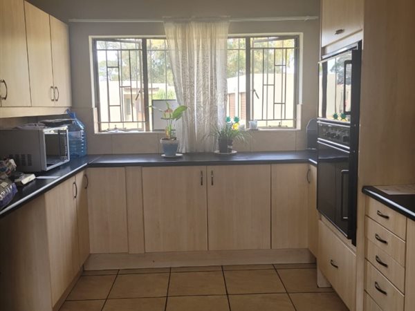 3 Bedroom House 3 Bedroom House