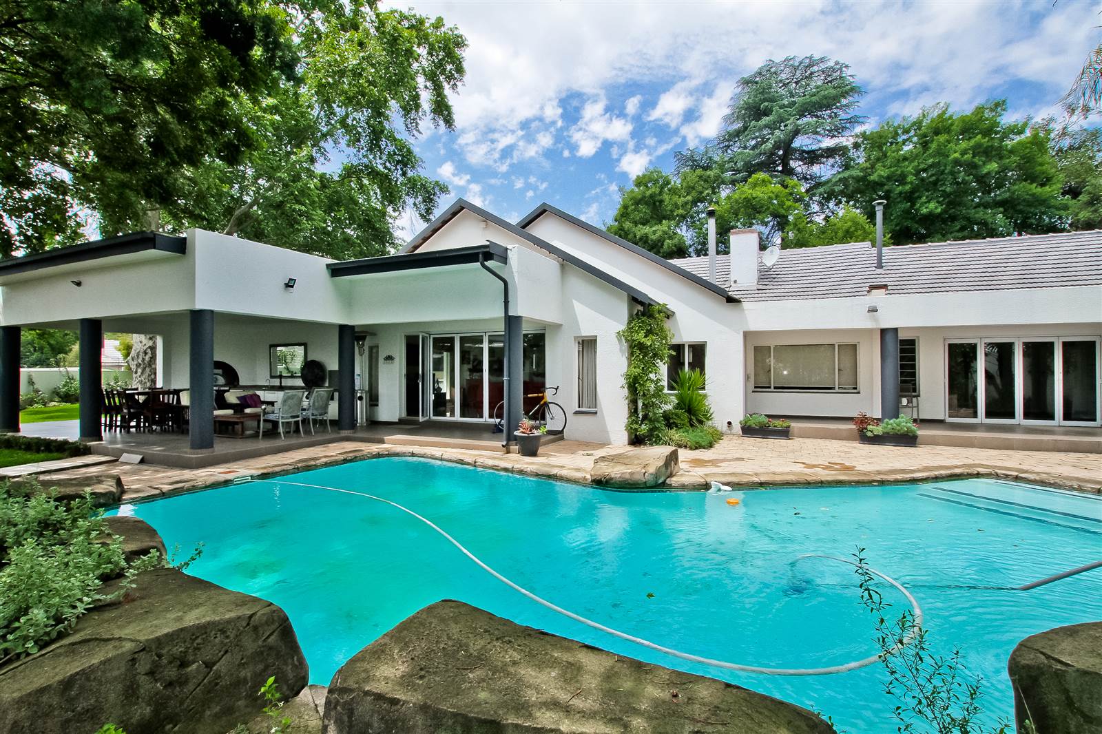 5 Bed House in Bryanston photo number 1