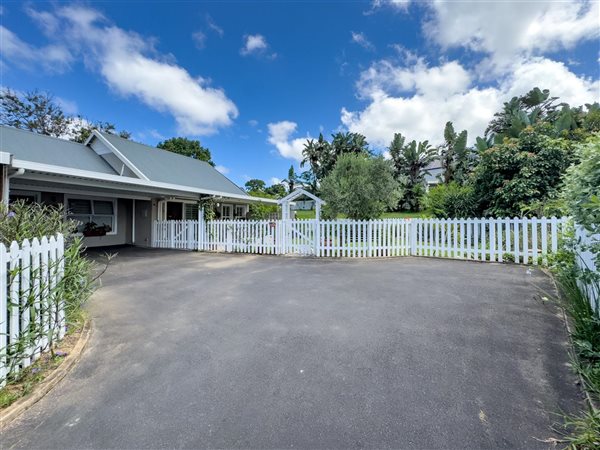 3 Bedroom Townhouse 3 Bedroom Townhouse