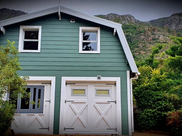 2 Bedroom Garden Cottage 2 Bedroom Garden Cottage