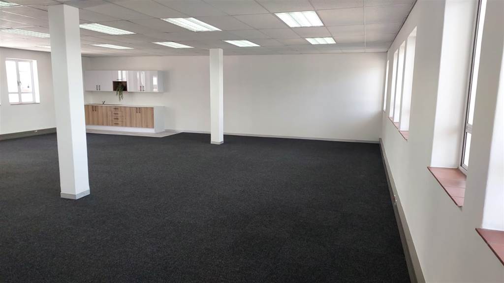 162.5  m² Commercial space in Bryanston photo number 3
