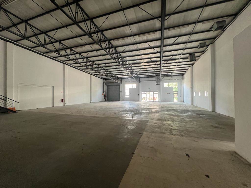 664  m² Industrial space in Honeydew photo number 3