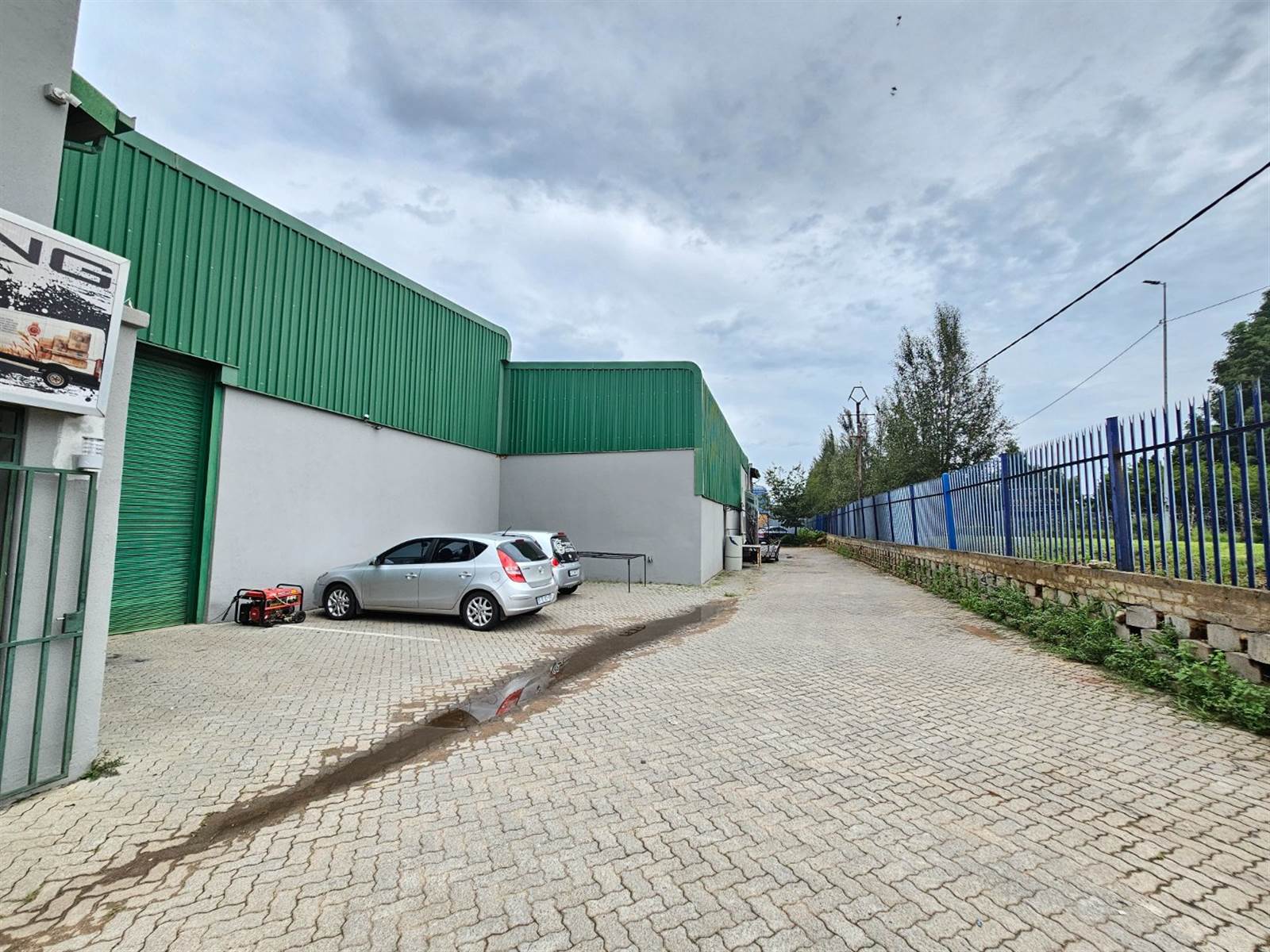 280  m² Industrial space in Laser Park photo number 13