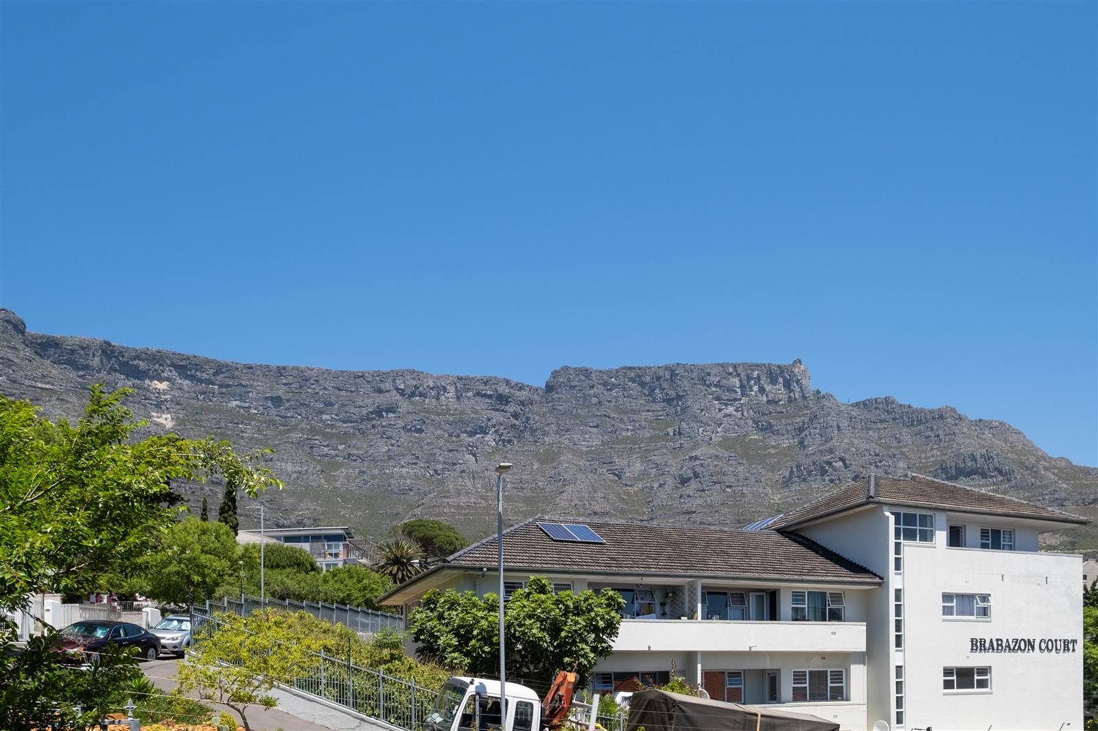 3 Bed Apartment in Vredehoek photo number 12