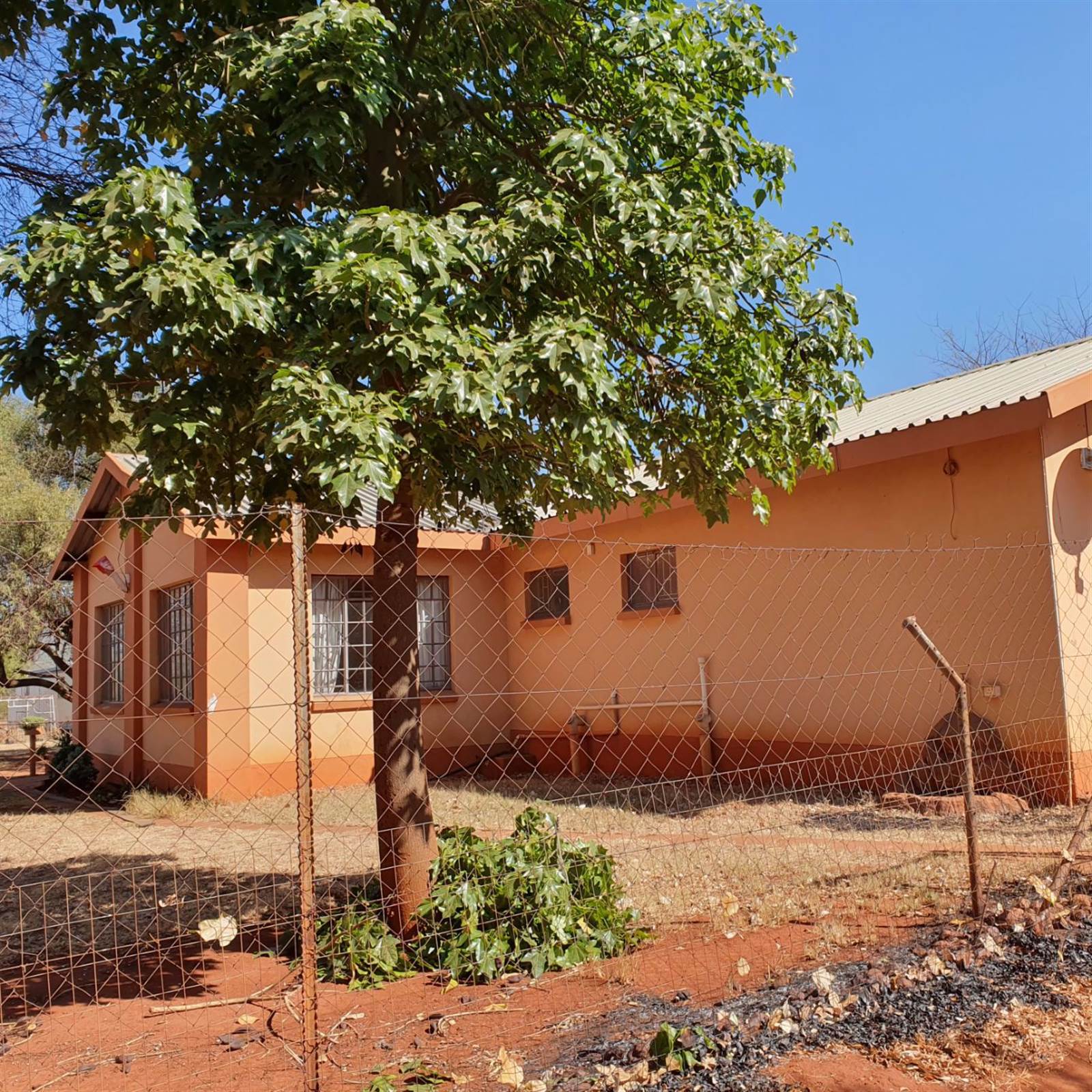 3 Bed House in Rietfontein photo number 1