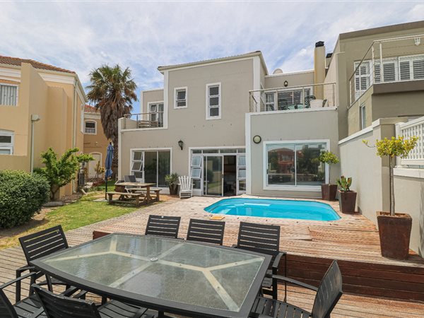 3 Bed House in Harbour Island