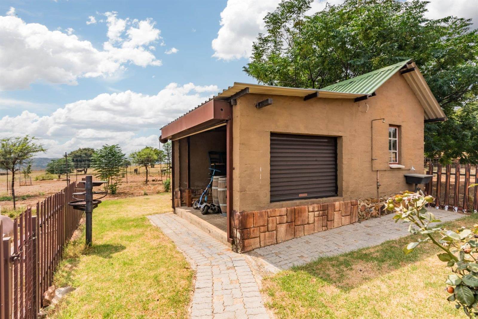 24.5 ha Farm in Strydfontein and surrounds photo number 17