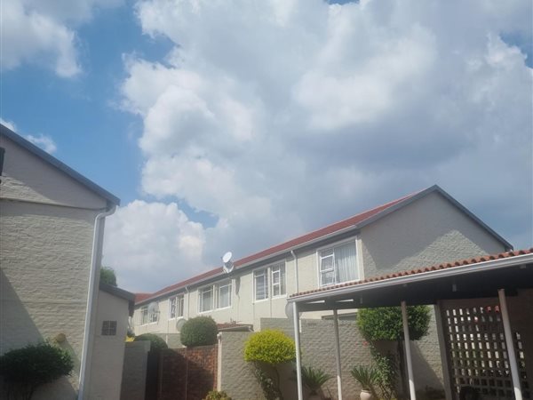 3 Bed Duplex in Morninghill