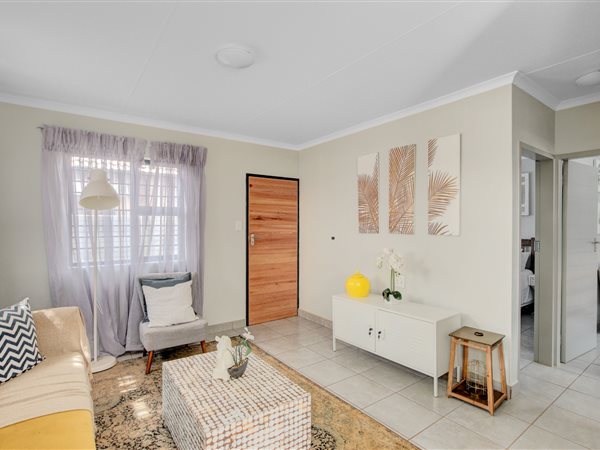 2 Bedroom House 2 Bedroom House