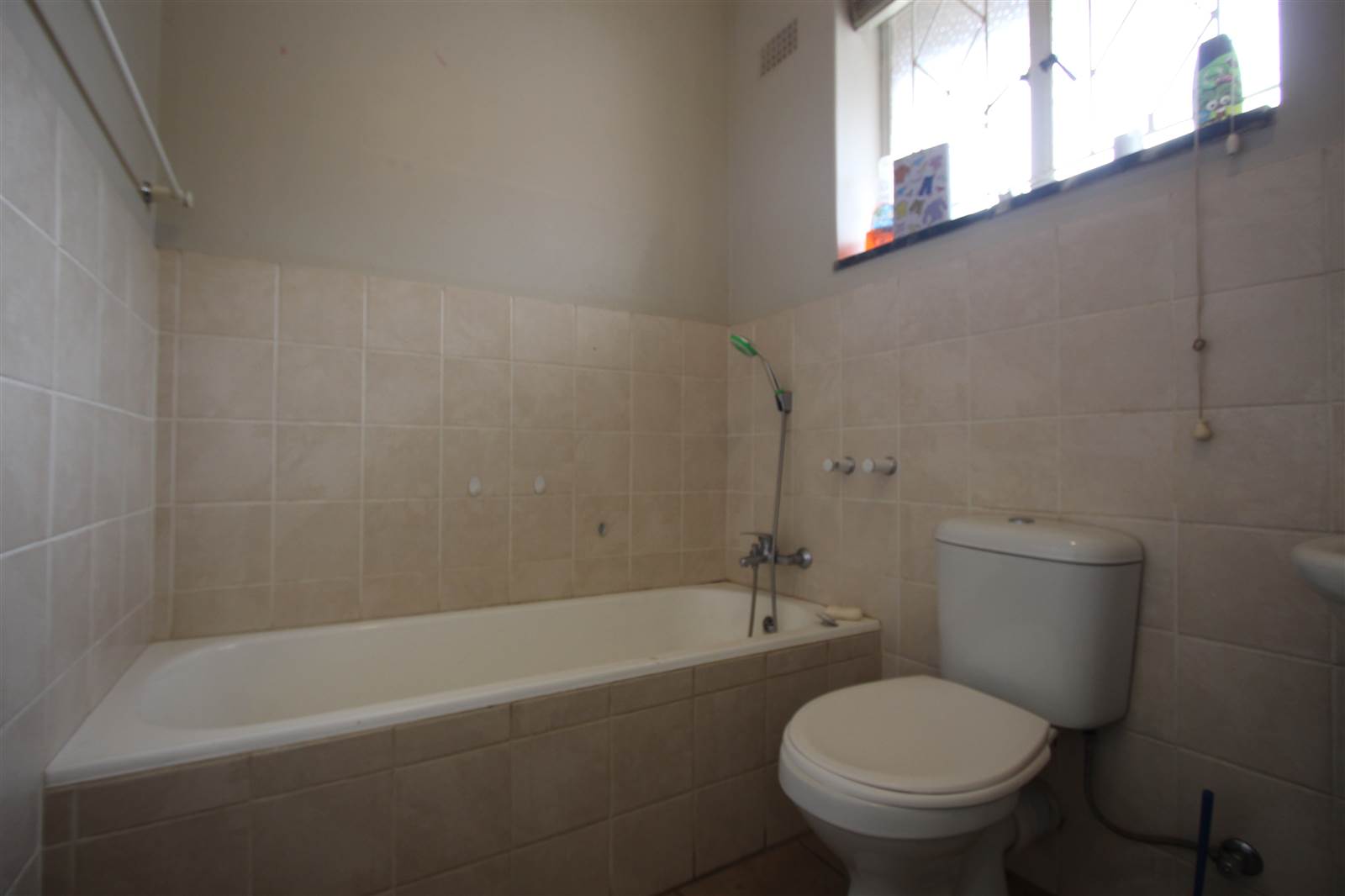 4 Bed House in Edenvale photo number 5