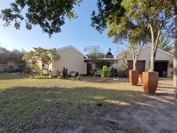 3 Bedroom House 3 Bedroom House