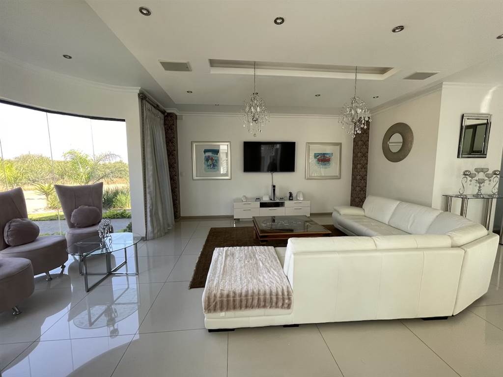 6 Bed House in Seasons Lifestyle Estate photo number 6