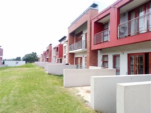 2 Bed Apartment in Carlswald Estate
