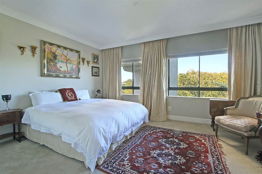 2 Bed Apartment in Newlands photo number 20