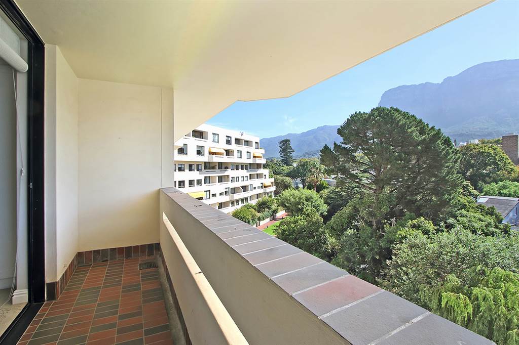 2 Bed Apartment in Newlands photo number 29