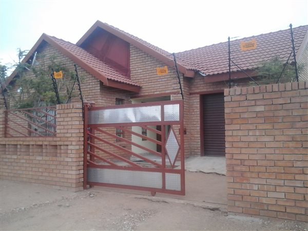 3 Bedroom House 3 Bedroom House