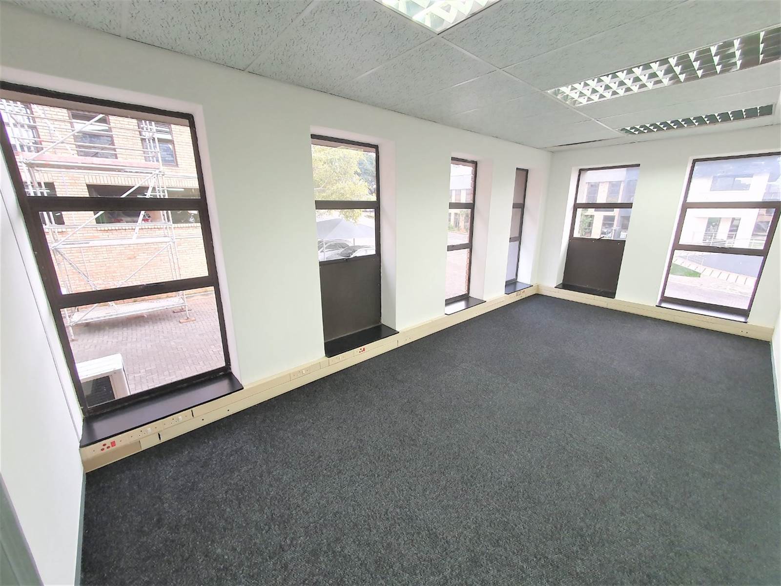 277  m² Office Space in Hurlingham photo number 9
